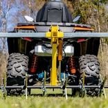 Provzdušňovač trávníku pro multifunkční držák IB